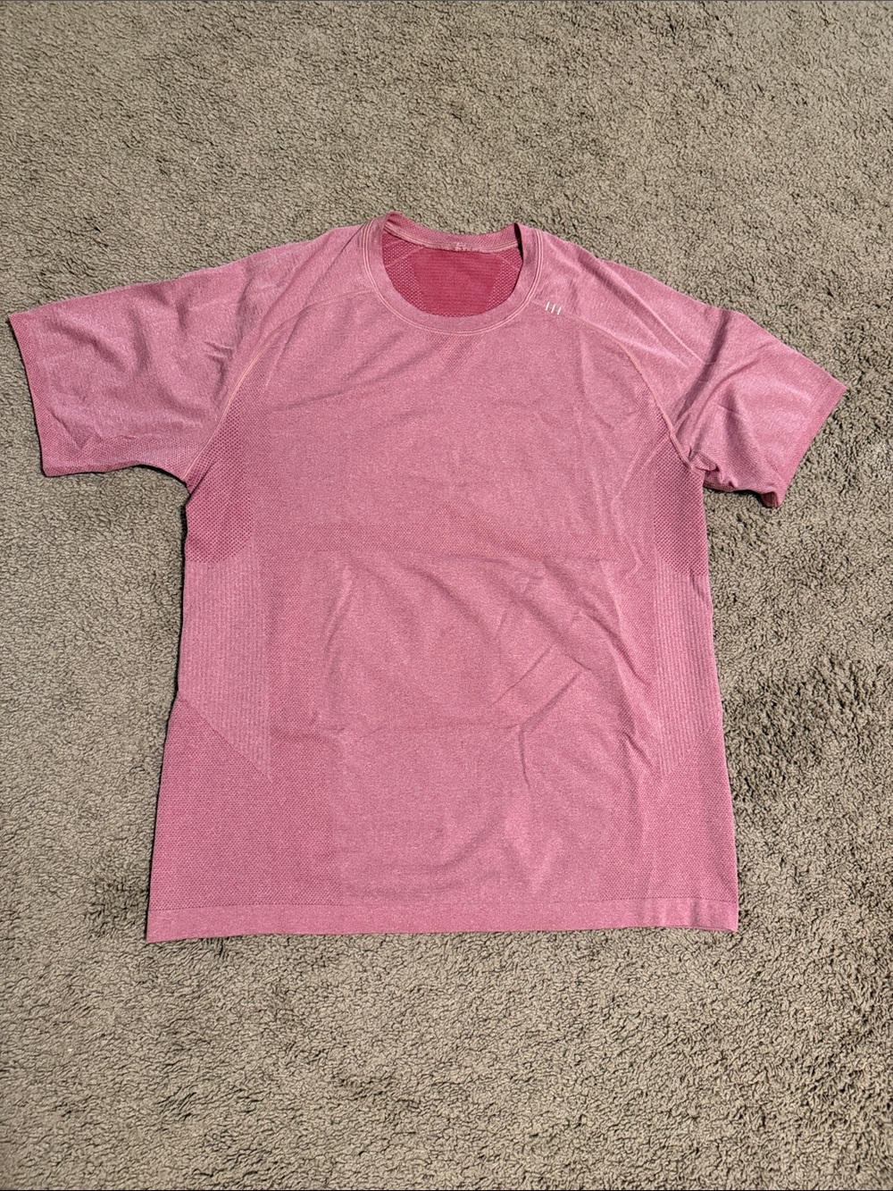 Lululemon men’s athletic tee- size Large